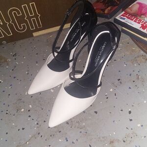 Pointed Toe Slingback Heels